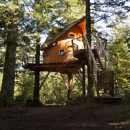 Cabanes Des Volcans La Tour-dʼAuvergne Eksteriør billede